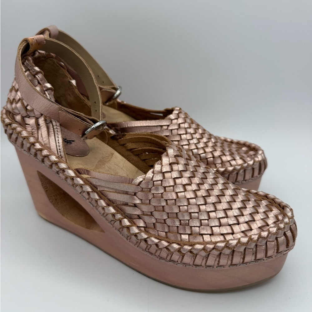 Free People Woven Metallic Rose Gold Platform Wedges